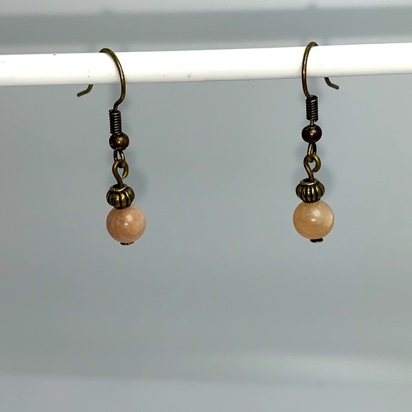 21146 ⭐️Sunstone earrings⭐️ - Picture 2 of 5